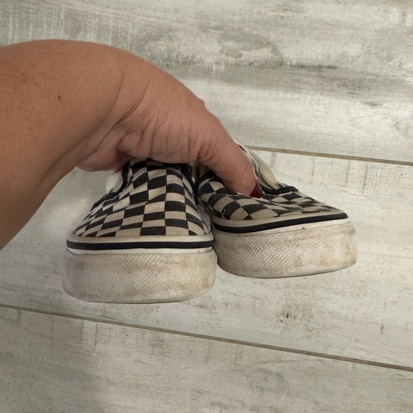 Kids’ Black White Checkered Slip On Vans, size 11 - Picture 9 of 9